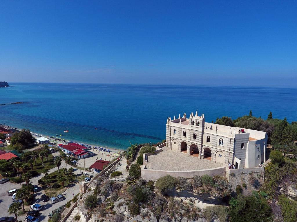 Hotel la Perla Tropea Bagian luar foto