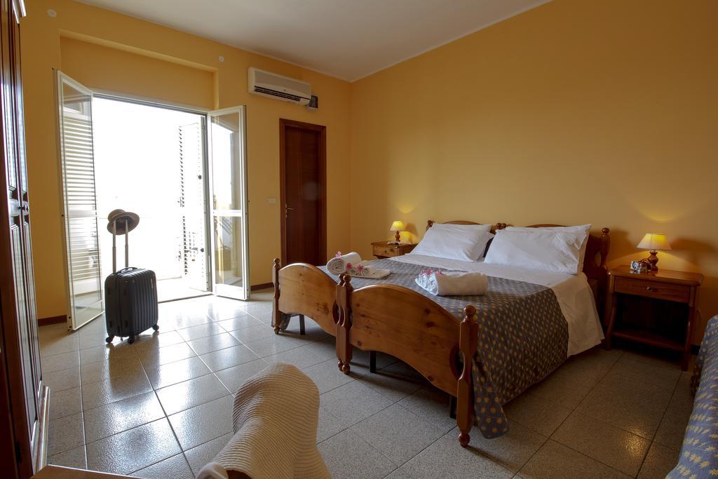 Hotel la Perla Tropea Bagian luar foto