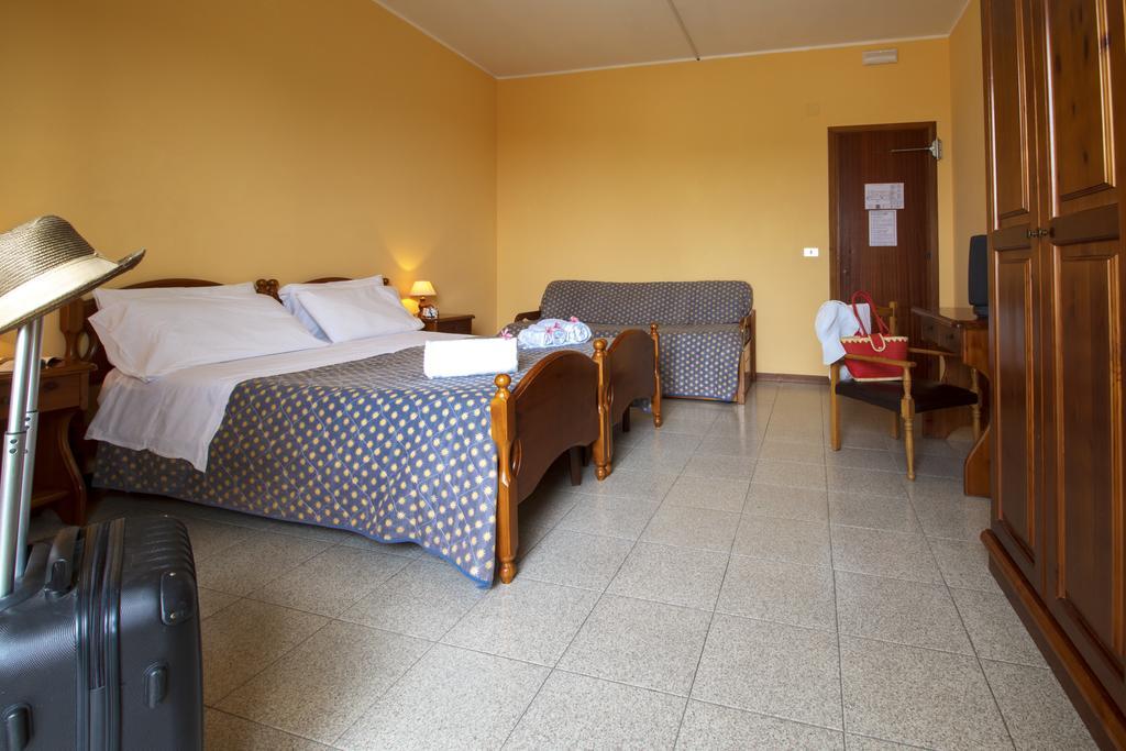 Hotel la Perla Tropea Bagian luar foto