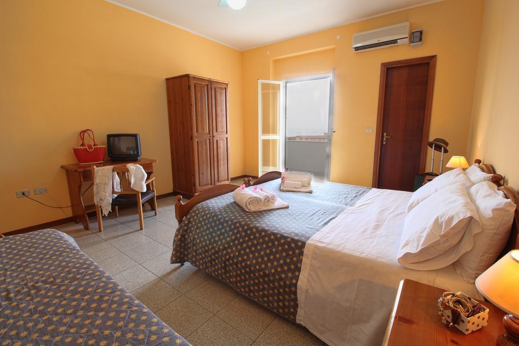 Hotel la Perla Tropea Bagian luar foto