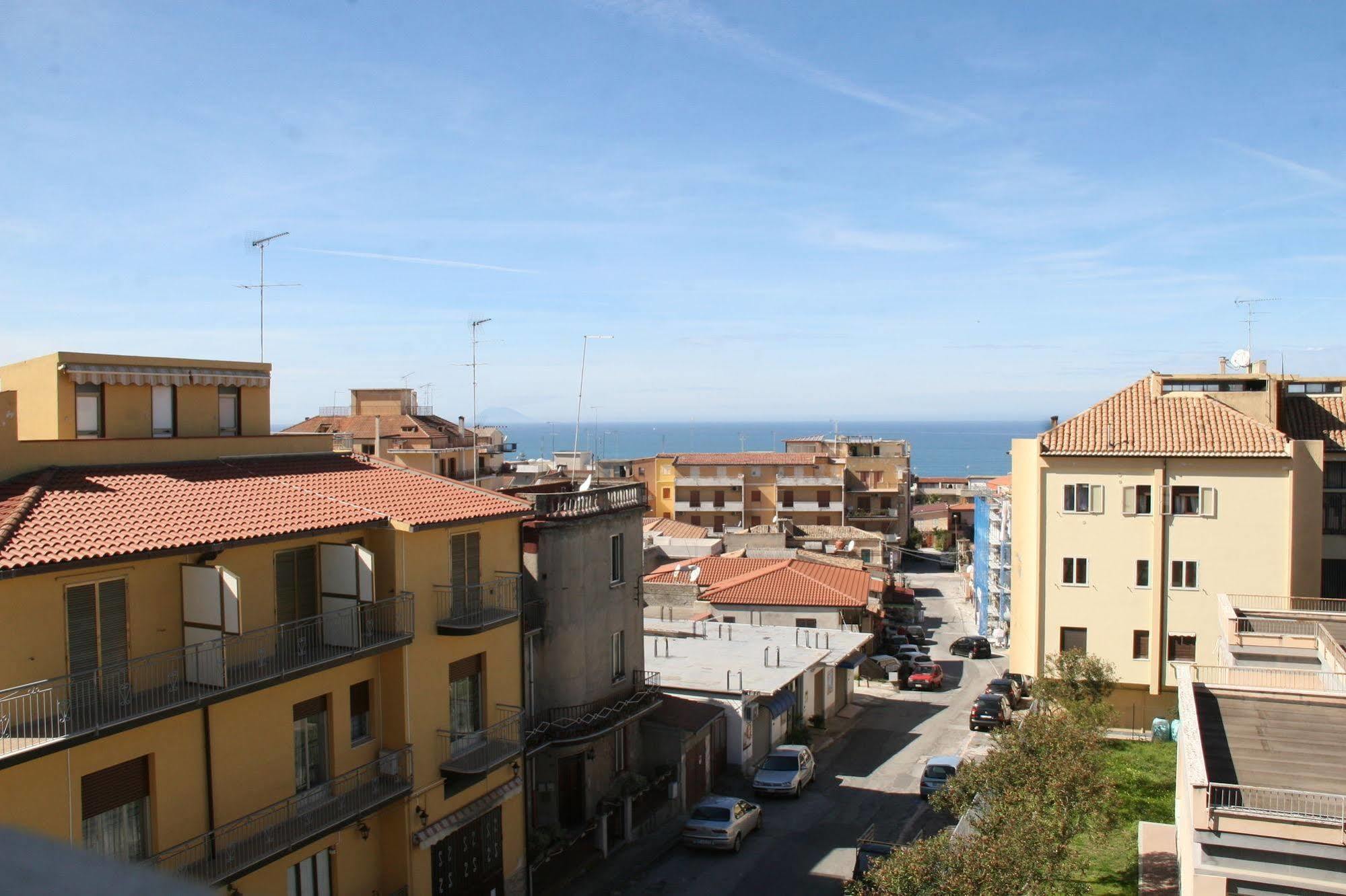 Hotel la Perla Tropea Bagian luar foto