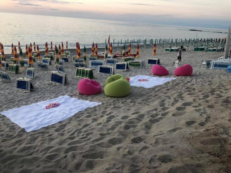 Hotel la Perla Tropea Bagian luar foto